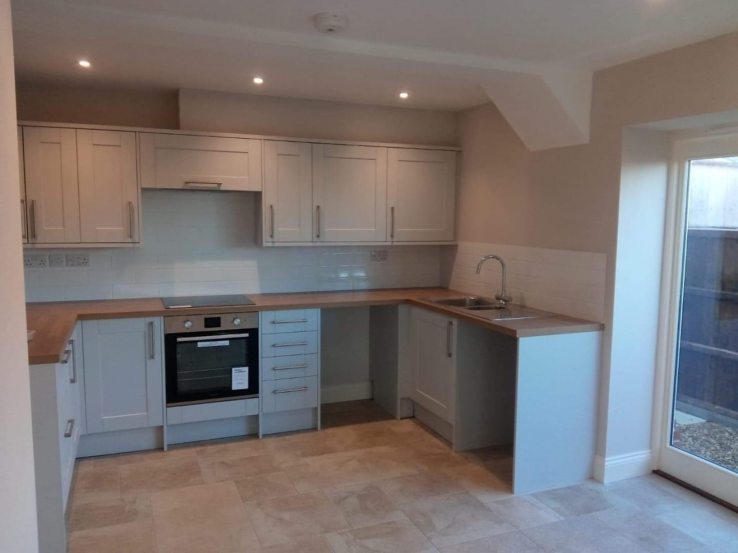 A NORTH NORFOLK TILER. KEVCO TILING — Photos 3