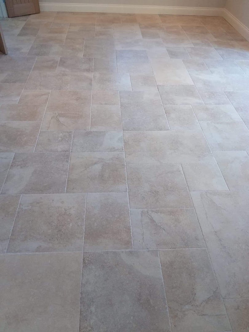 A NORTH NORFOLK TILER. KEVCO TILING — Photos 15
